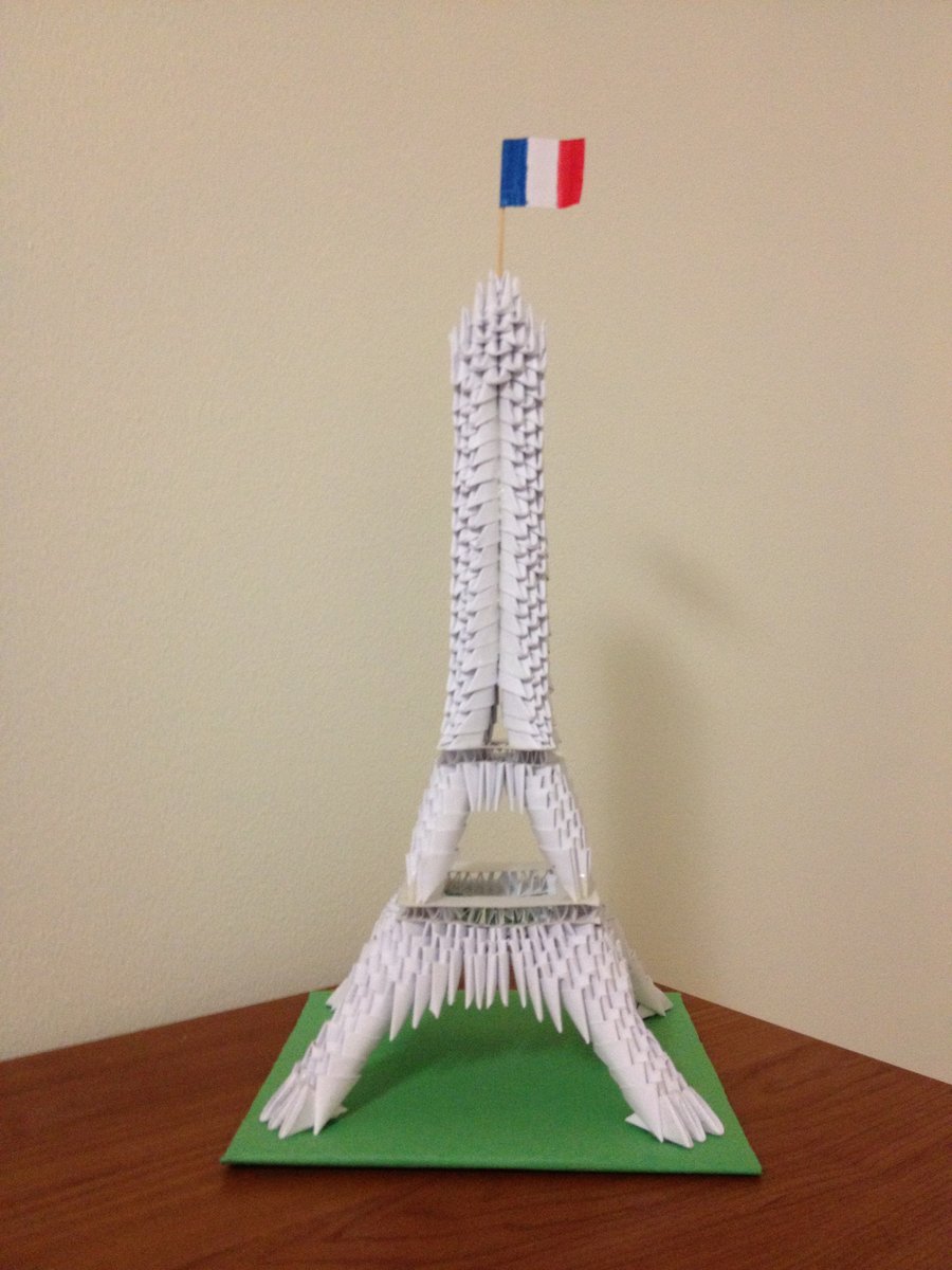 origami eiffel tower