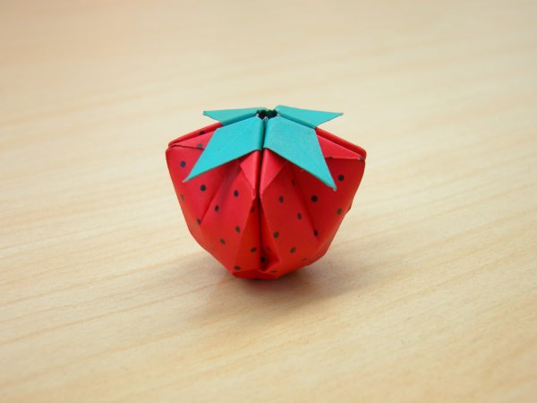 origami strawberry