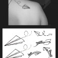 Avion en papier tattoo