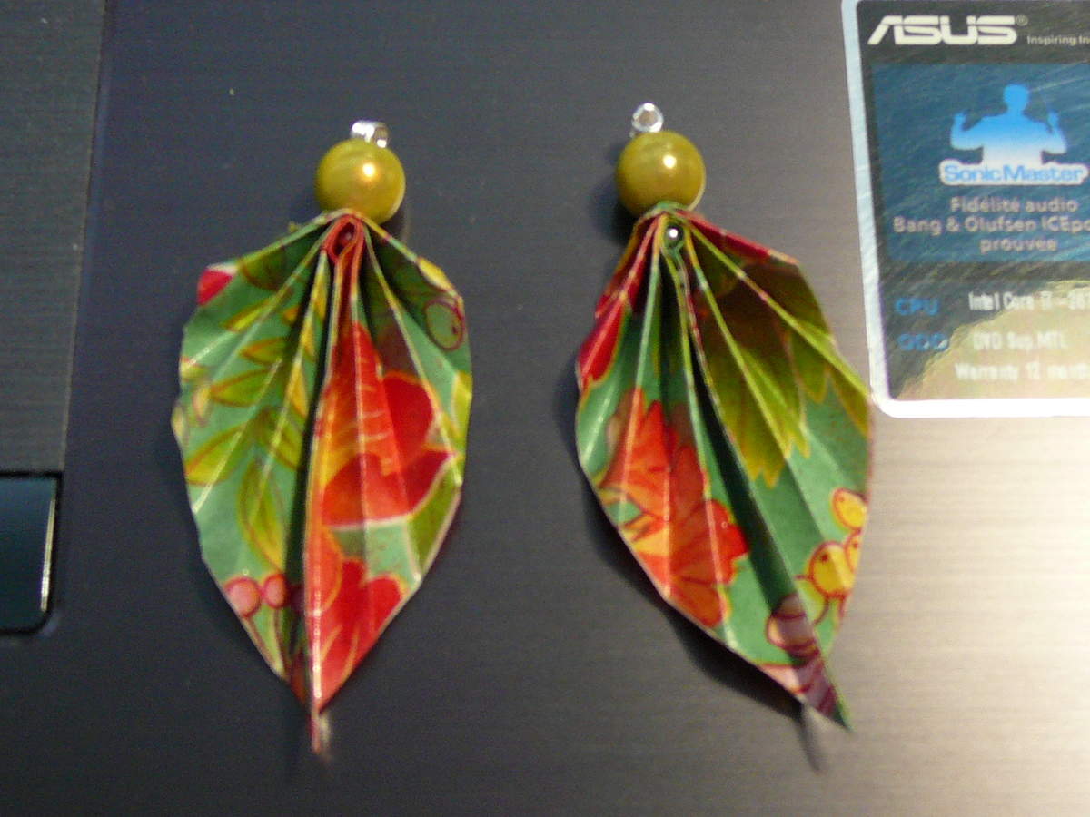 boucles d'oreilles origami tuto