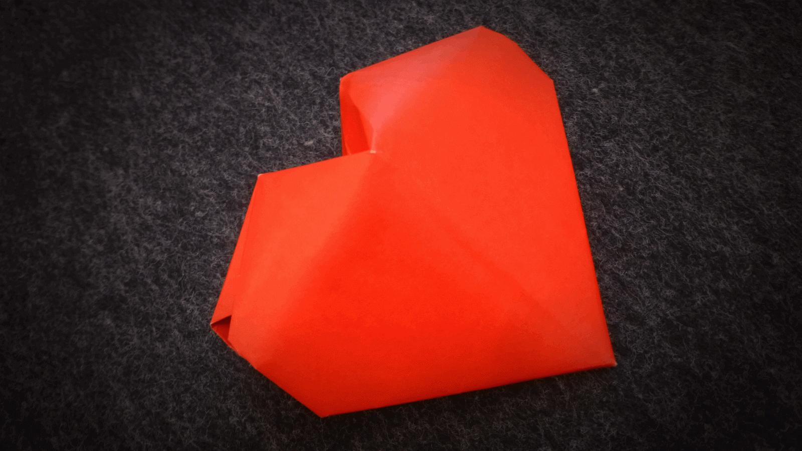 coeur en origami 3d