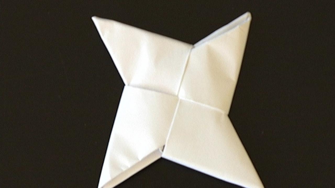 comment faire un shuriken en papier facile