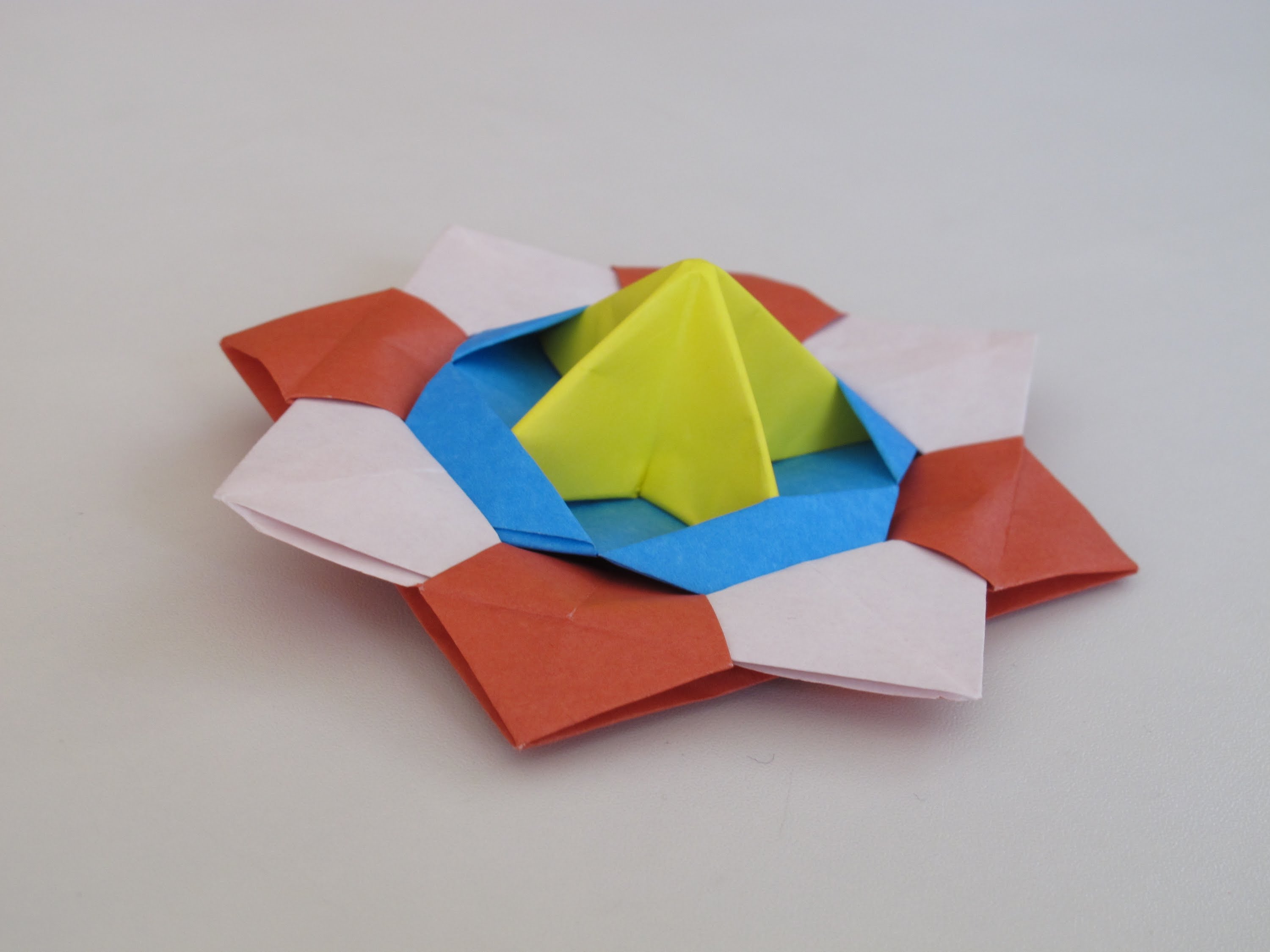 origami spinner top