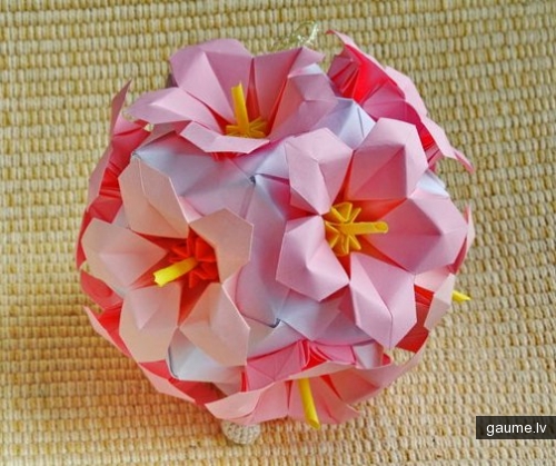 origami ziedi