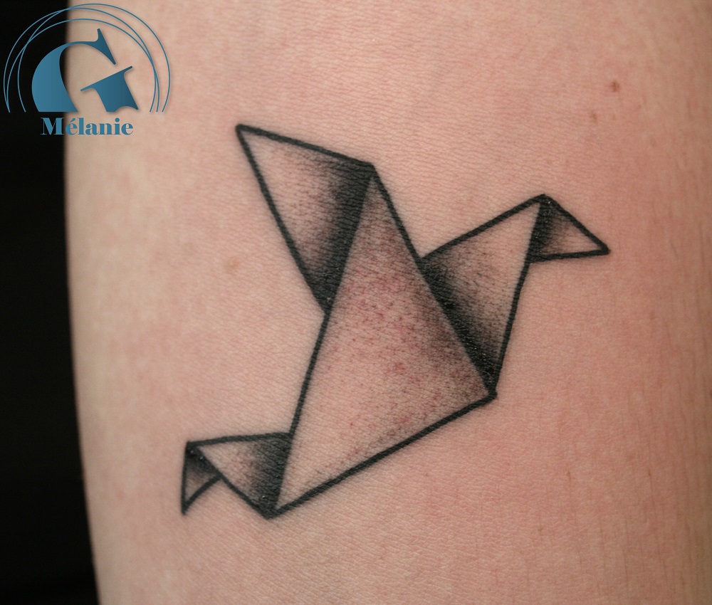 tatouage origami oiseau